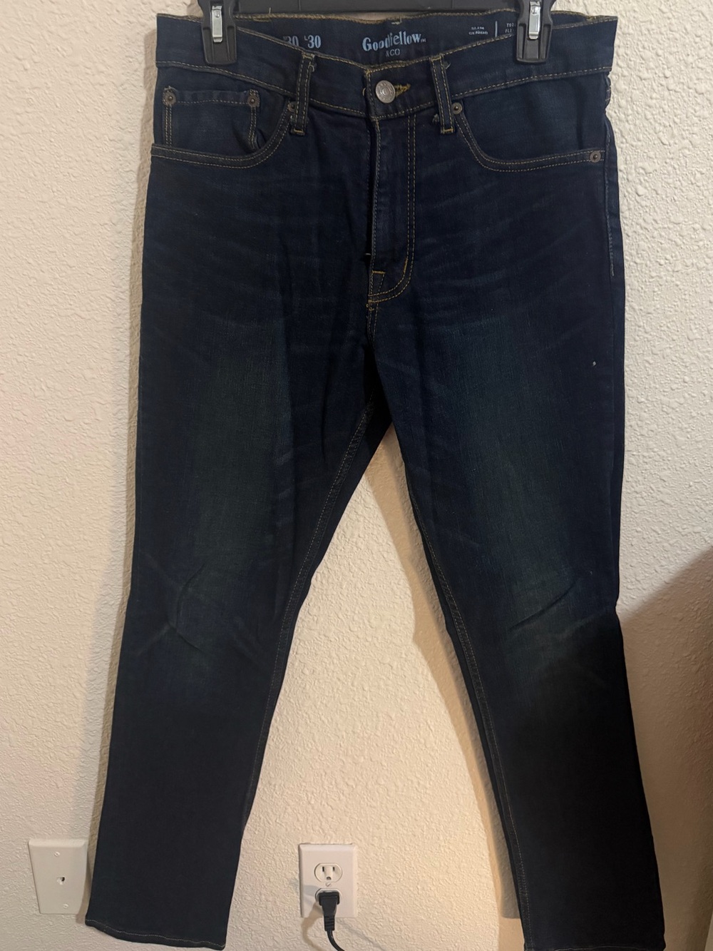 Goodfellow & Co Men’s Slim Dark Blue Jeans 30x30